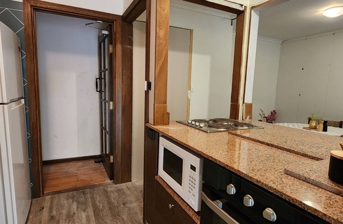 Modbury House | Garden View - Entire two Bedroom Unit