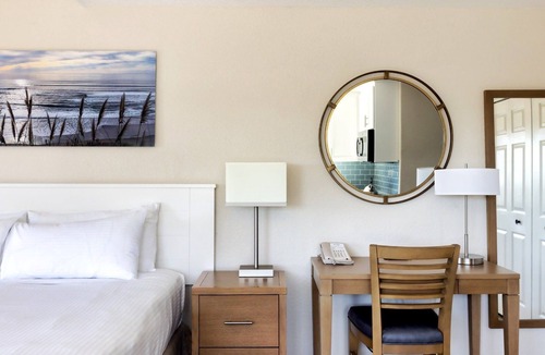 Rio del Mar Hotel | Garden View Studio Suite