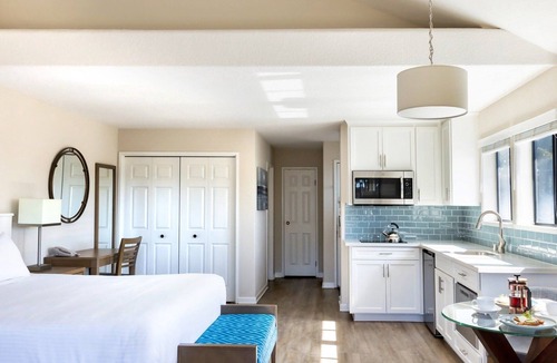 Rio del Mar Hotel | Garden View Studio Suite