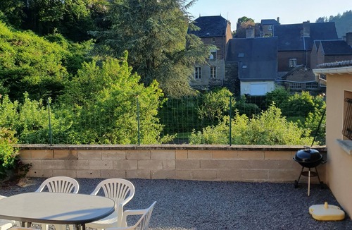 Fumay House | GARDENERS' COTTAGE