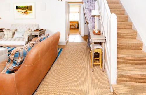 Bourton House | Gardeners Cottage