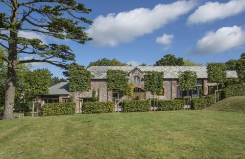 Talaton House | Gardeners Cottage