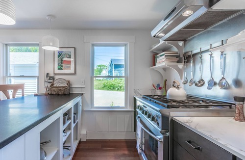 Port Clyde House | Gardenwalk Crest House