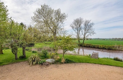 Eye House | Gardiners Cottage Barn