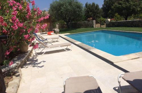 Bonnieux House | Gardiole