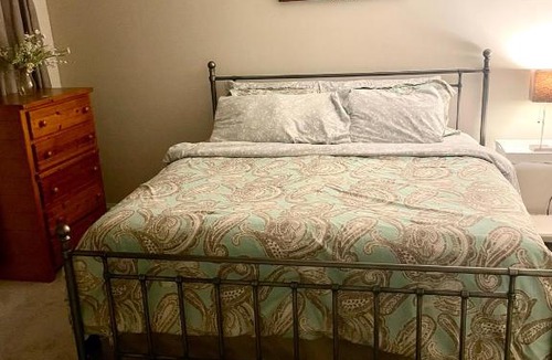 New Century House | Gardner 5 bedroom and 3 baths Family friendly and long term stay