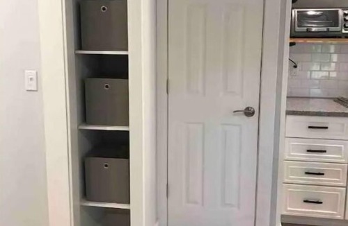 Hudson Cottage | Gardner Cottage with private patio