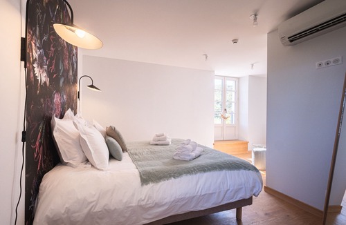 Livron-sur-Drome Hotel | Garenne