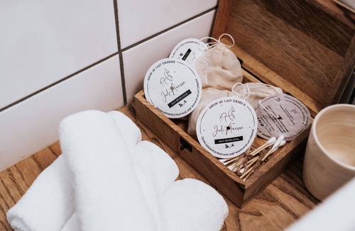 Livron-sur-Drome Hotel | Garenne