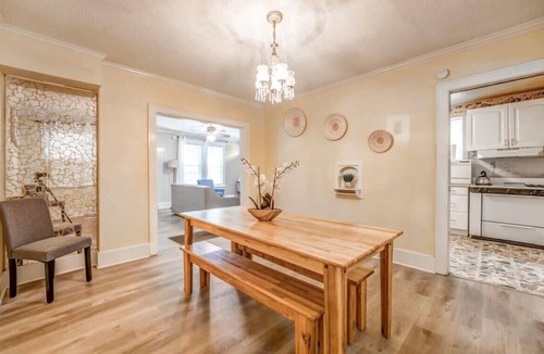 Vollintine-Evergreen House | Garland Haven Hideaway Unit A