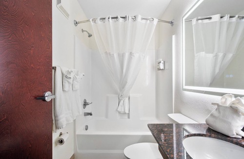 Gonzales Hotel | Garner Hotel Gonzales by IHG