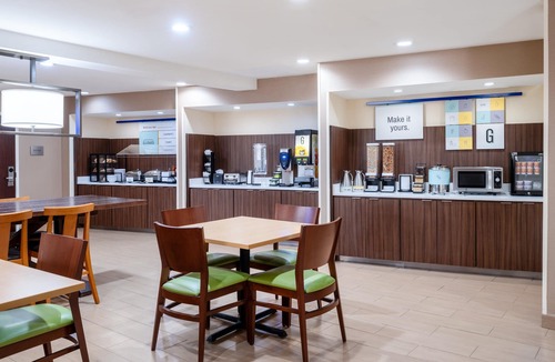 Macon Hotel | Garner Hotel Macon West by IHG