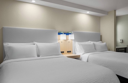 Mahwah Hotel | Garner Hotel Mahwah by IHG