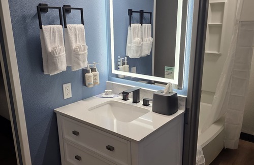 Southgate Triangle Hotel | Garner Hotel Missoula Southwest by IHG
