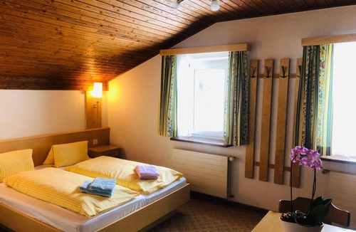 Ravaisch House | Garni Appartement Collina