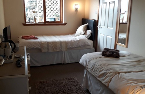 Ellenabeich Bed & Breakfast | Garragh Mhor B&B