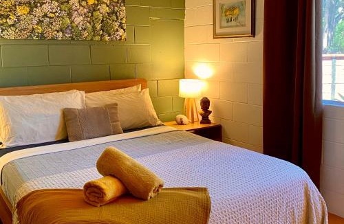 Seventeen Seventy House | Garreembee 1770 House