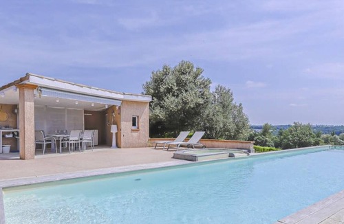 Garrigues House | Garrigues - Vue sur Pyrénées - Piscine