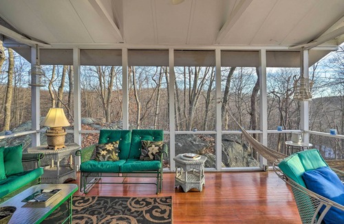 Garrison Cottage | Garrison Home, 11 Mi to Bear Mountain!