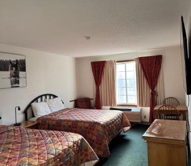 Garrison Hotel | Garrison Inn and Suites