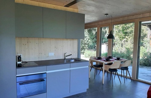 Arbon House | Gartenbungalow 2 - 3 Personen by Interhome