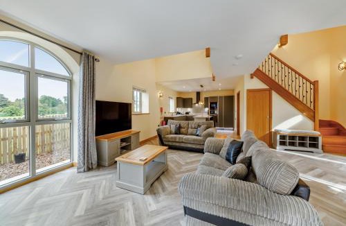 Wing House | Garth House - Castlesteads