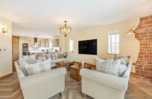 Wing Cottage | Garth House - Peel Castle