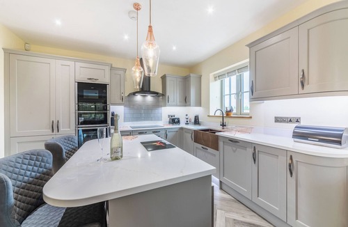 Wing Cottage | Garth House - Peel Castle