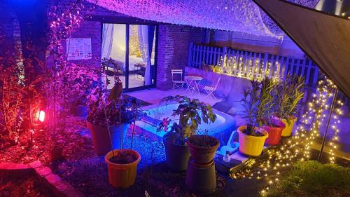 Awoingt Apartment | GARY Suite - Studio Cosy, Spa et jardin privatif à 4 min de Cambrai