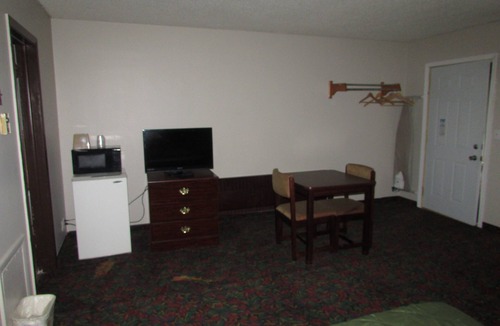 Lawrenceville Hotel | Gas Lite Motel