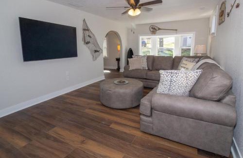 Jerome House | Gasconade Villa