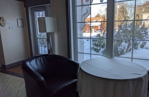 Wolfville Condo | Gaspereau Suite -Jacuzzi, KngBd, DT