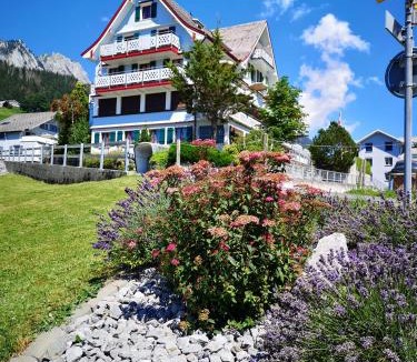 Wildhaus Bed & Breakfast | Gasthaus Friedegg