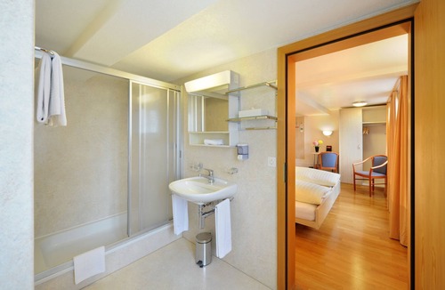 Flueeli-Ranft Hotel | Gasthaus Paxmontana