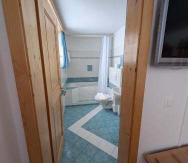 Obermutten Hotel | Gasthaus Post, Obermutten