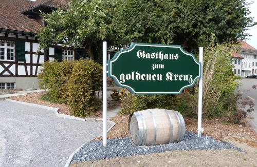 Rafz Hotel | Gasthaus zum Goldenen Kreuz