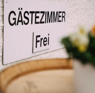 Neftenbach Hotel | Gasthaus zum Löwen