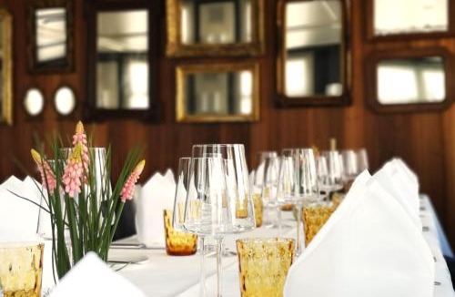 Gossau Hotel | Gasthaus zur Sonne - Hotel - Restaurant - Boutique