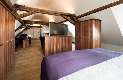 Pfaffikon District Hotel | Gasthof zum Hecht