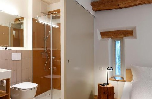 Erschwil Hotel | Gasthof zum weissen Rössli