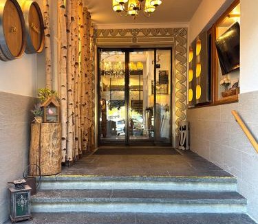 Jenins Hotel | Gasthof zur Bündte