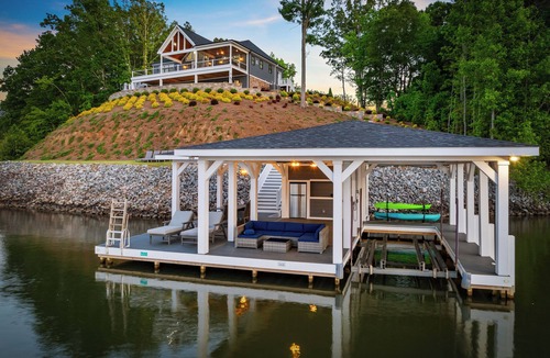Littleton House | Gaston Shores/Boat Dock, Lake Access & Hot Tub