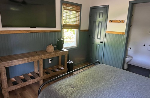 Skaneateles Hotel | Gate - Studio - One Bedroom Hotel, Sleeps 2