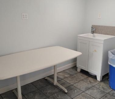 Baton Rouge Apartment | Gated 1 King Bedroom 1 Bath Apt with Full Kitchen 131