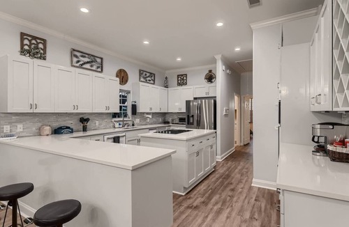Spicewood Other | Gated 10-Acre Compound | Sleeps 28 | Game Room