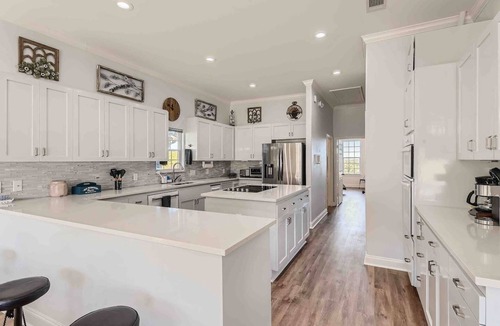 Spicewood Other | Gated 10-Acre Compound | Sleeps 28 | Game Room