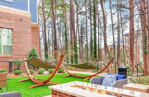 Durham Apartment | Gated Community Close to Everything