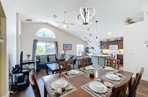 Highgate Park Villa | ⭐ ⭐ Gated Community | Modern | 4 Bed | 3 Bath | South Facing Large Pool Deck ⭐