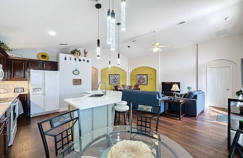 Highgate Park Villa | ⭐ ⭐ Gated Community | Modern | 4 Bed | 3 Bath | South Facing Large Pool Deck ⭐