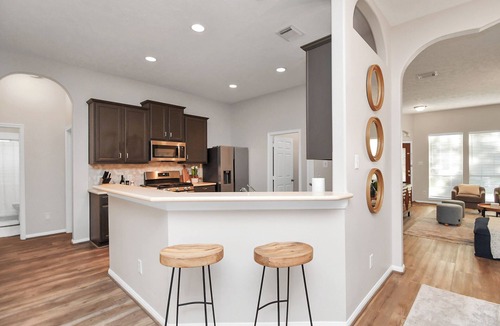 Falcon Point House | Gated Golf Course Home Near Cinco Ranch – Perfect for Remodels or Relocations!